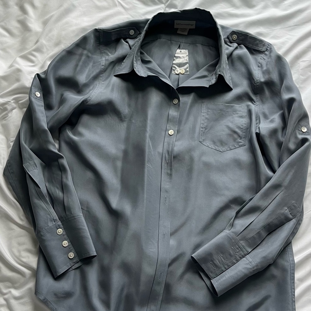 Soft Surroundings Light Blue Button-Up Shirt
